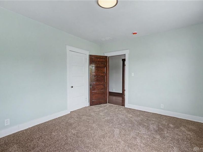 416 N Conover Street, Dayton, OH 45402 Photo 39