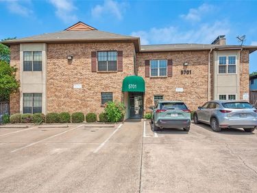 5701 Gaston Avenue, Unit 8, Dallas, TX 75214