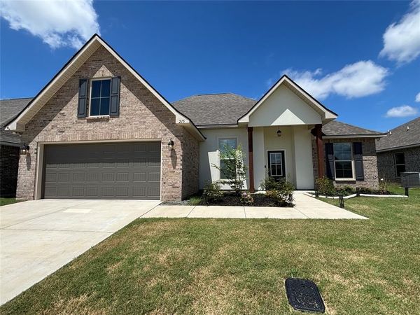215 norwell Lane , Bossier City, LA 71111