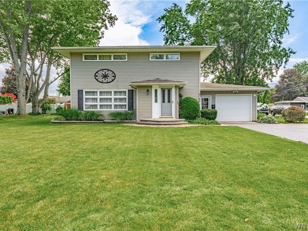 6140 Corwin Avenue , Newfane, NY 14108
