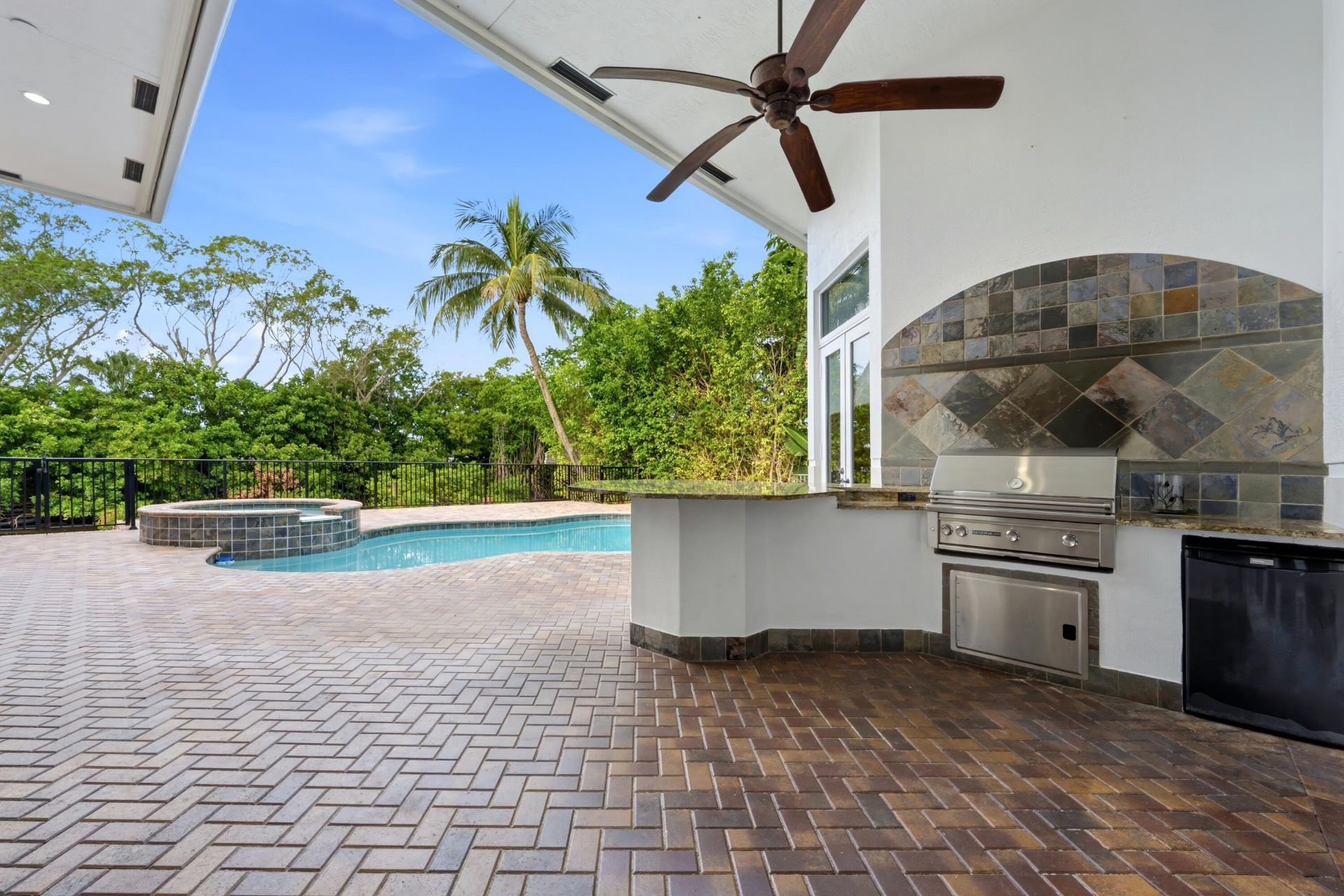 608 Inlet Road, North Palm Beach, FL 33408 Photo