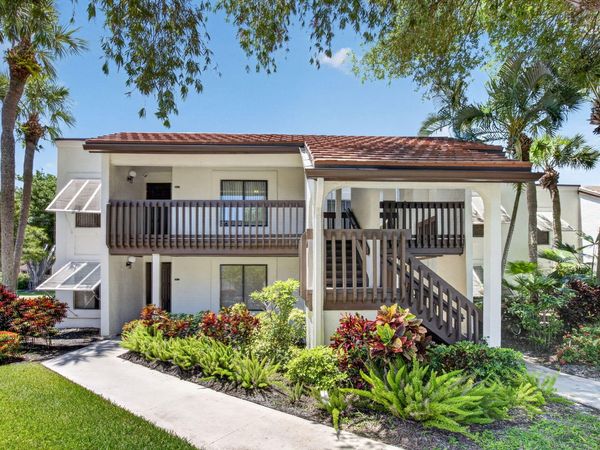 10187 Mangrove Drive, Unit 201, Boynton Beach, FL 33437