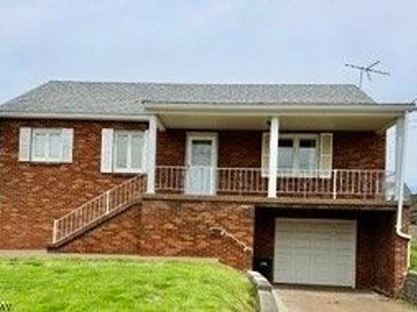 110 Deya Street, Weirton, WV 26062