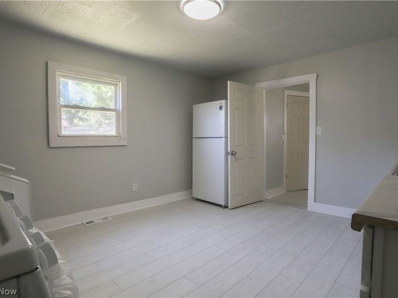5003 Dalton Avenue , Cleveland, OH 44127 Photo 8
