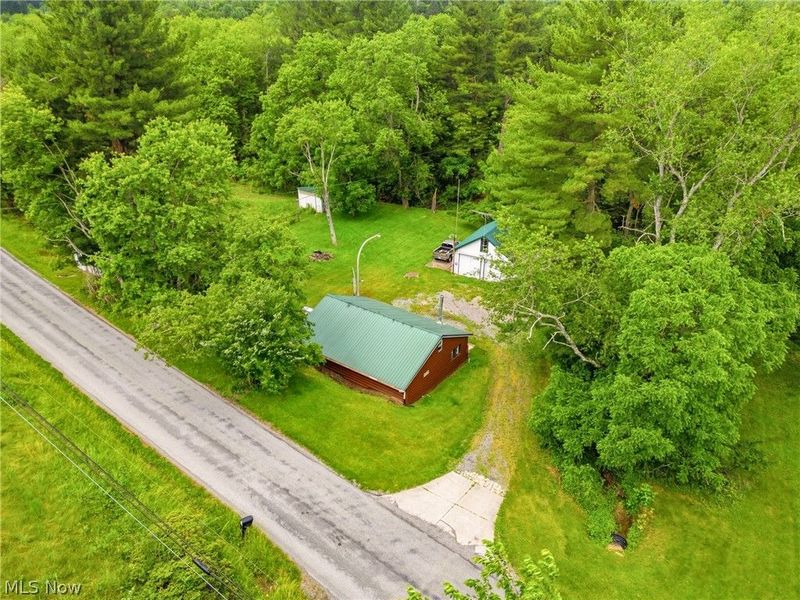 6251 Breezehill Road SW, East Sparta, OH 44626 Photo 2