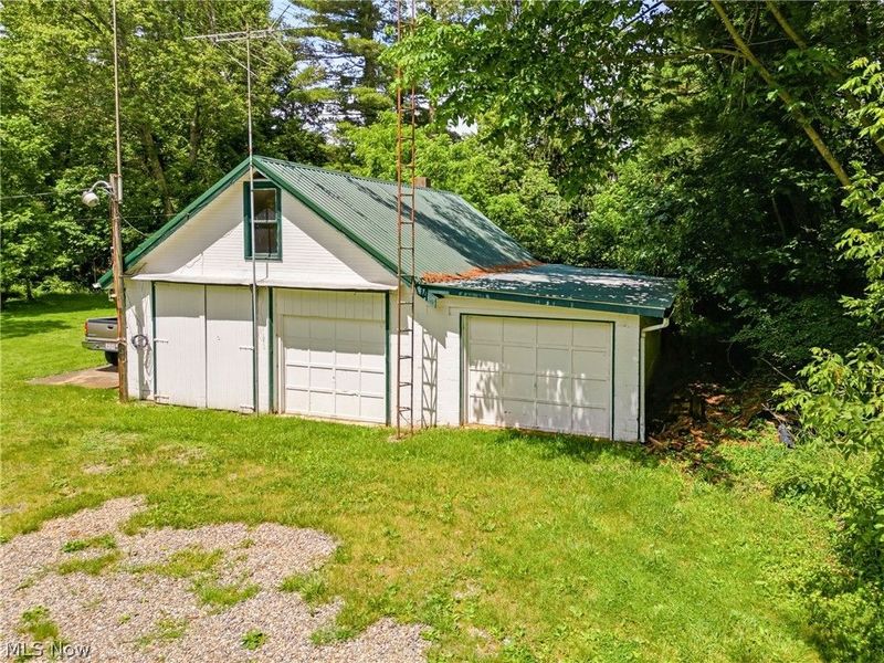 6251 Breezehill Road SW, East Sparta, OH 44626 Photo 22