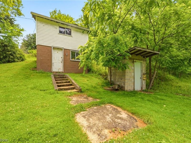 6251 Breezehill Road SW, East Sparta, OH 44626 Photo 35