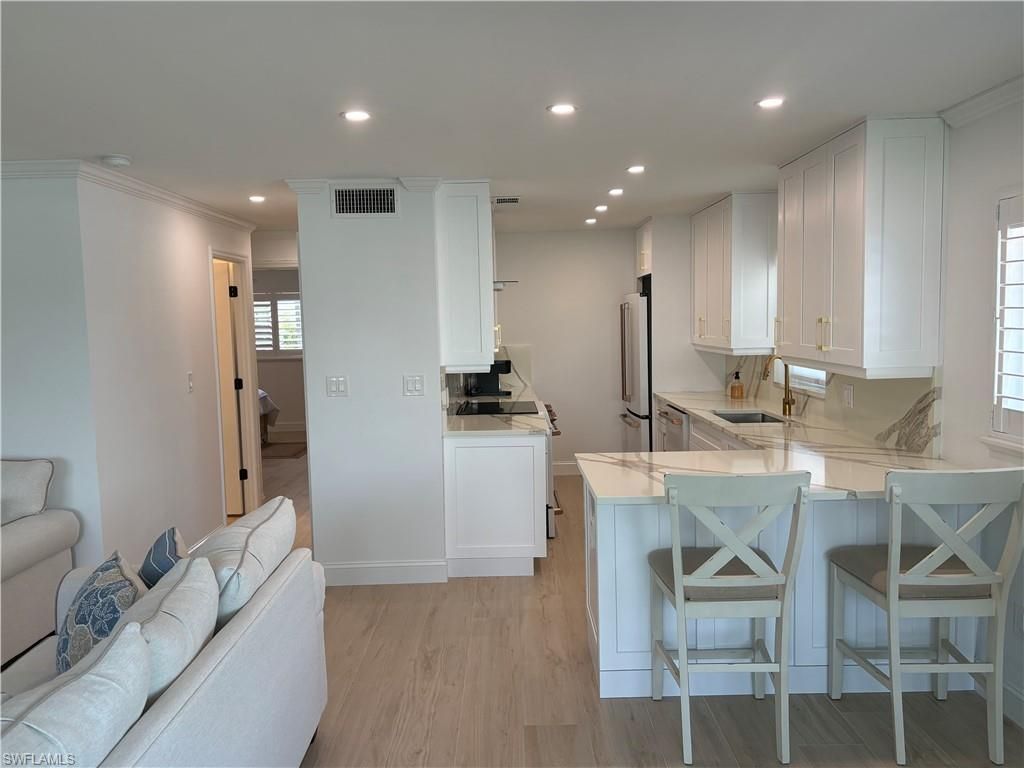 2100 Gulf Shore Blvd N, Unit 120, Naples, FL 34102 Photo