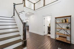 629 Bridlewood Lane photo 4