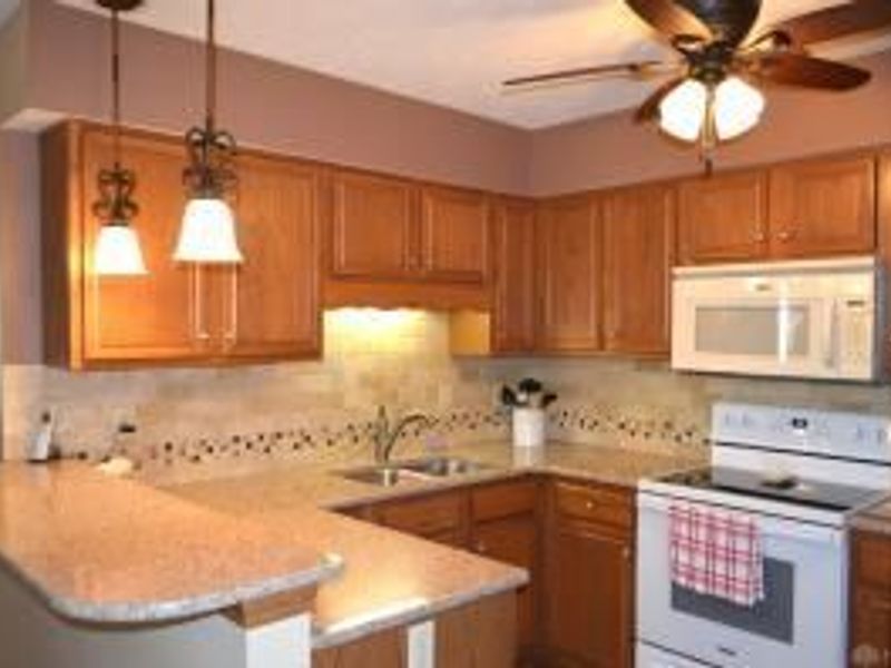858 Trent Close, Springfield, OH 45503 Photo 6