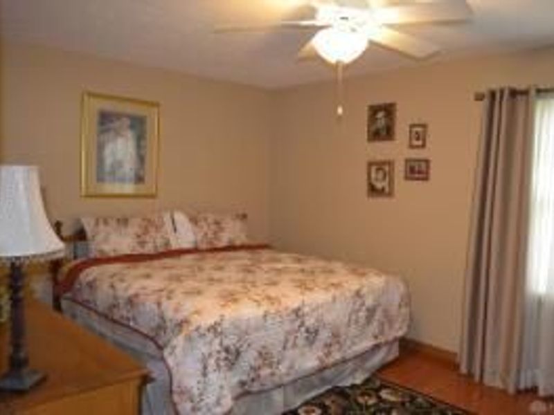 858 Trent Close, Springfield, OH 45503 Photo 9