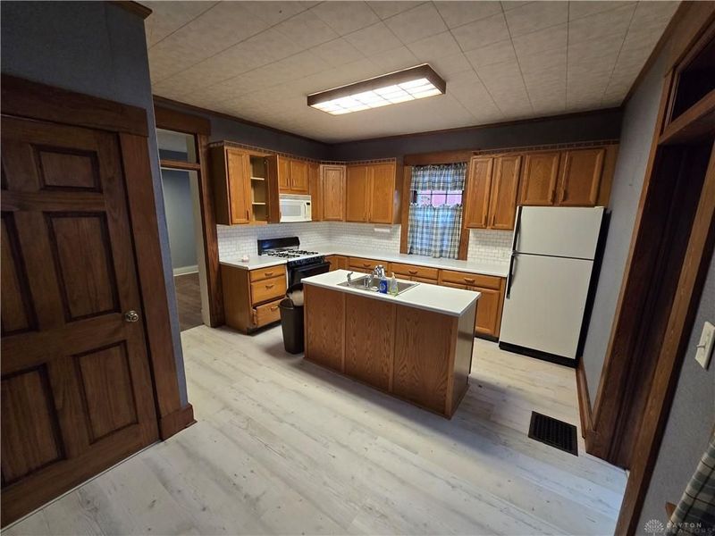 65 Green Street, Dayton, OH 45402 Photo 3