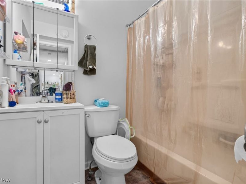 4272 Brockley Avenue, Sheffield Lake, OH 44054 Photo 25