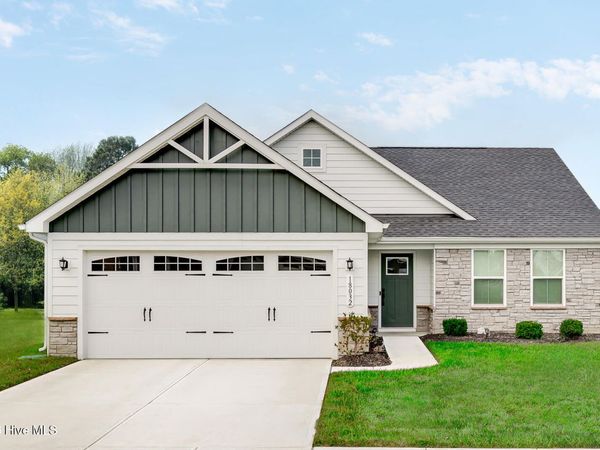 104 Bloom Lane, Moyock, NC 27958