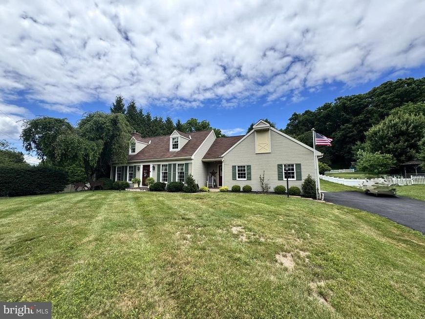 2540 Hopewell Road , Elverson, PA 19520 Main Photo