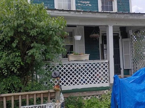 726 WATER STREET , ORBISONIA, PA 17243