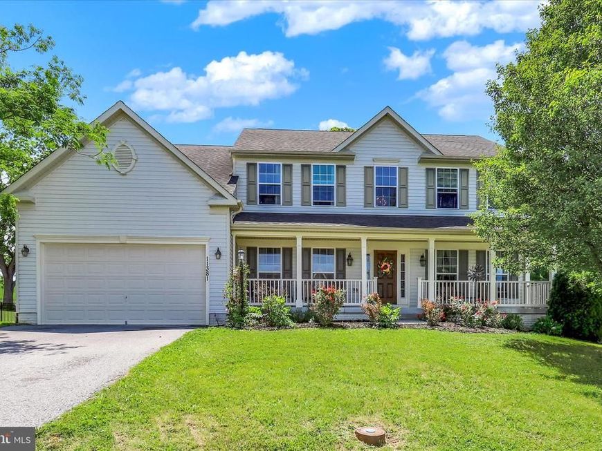 11381 Buhrman Drive E, Waynesboro, PA 17268 Main Photo