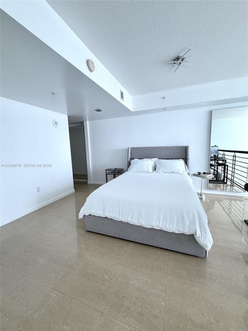 Please Call For Address, Unit 2011, Miami, FL 33131 Photo