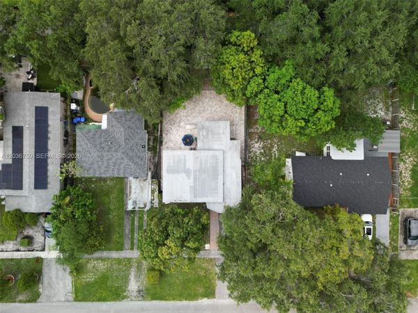 1260 NE 153rd St , North Miami Beach, FL 33162