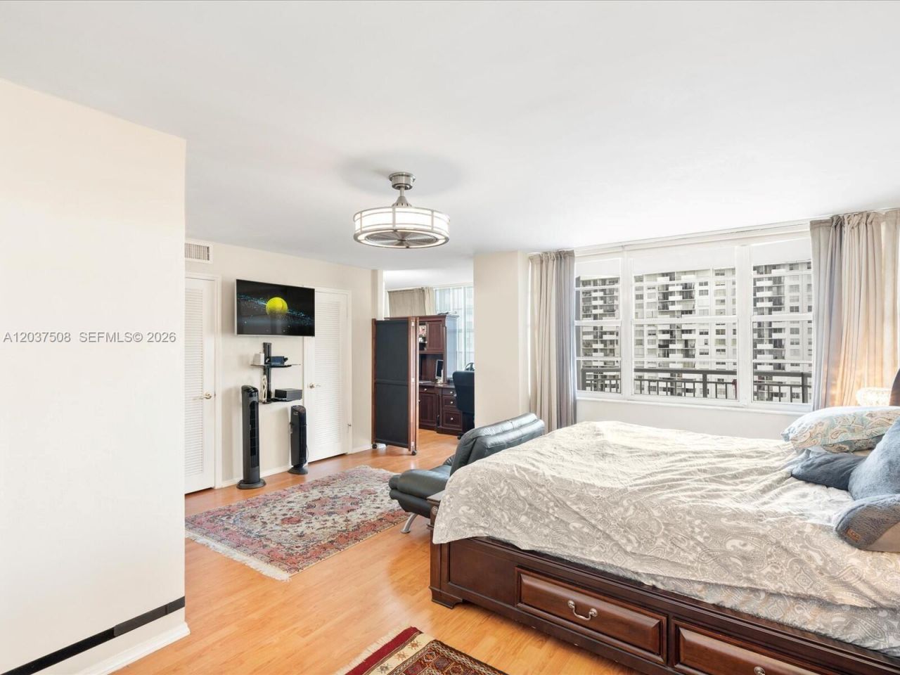18071 Biscayne Blvd, Unit 1401, Aventura, FL 33160 Photo
