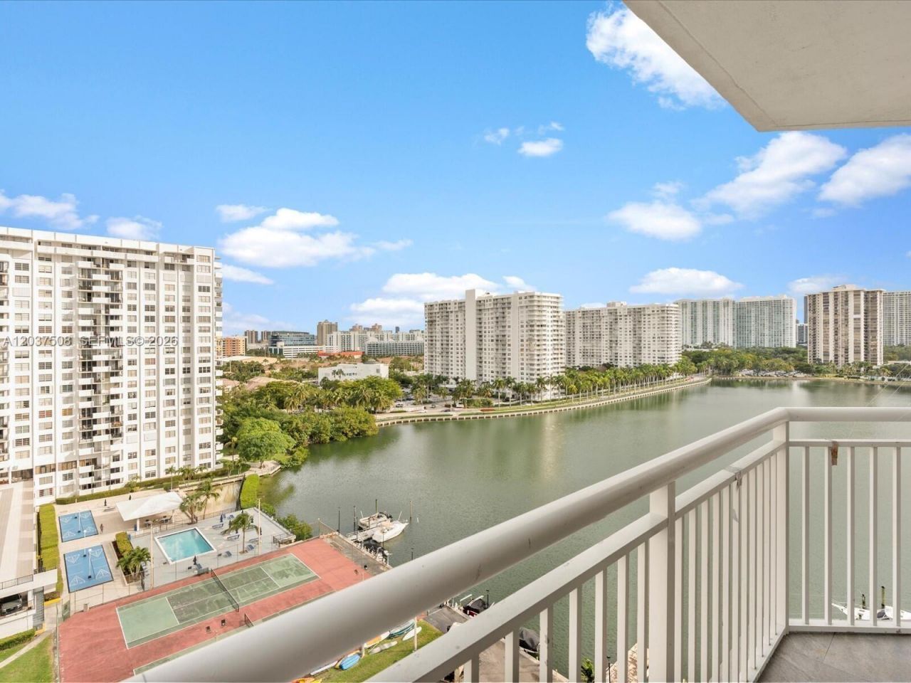 18071 Biscayne Blvd, Unit 1401, Aventura, FL 33160 Photo