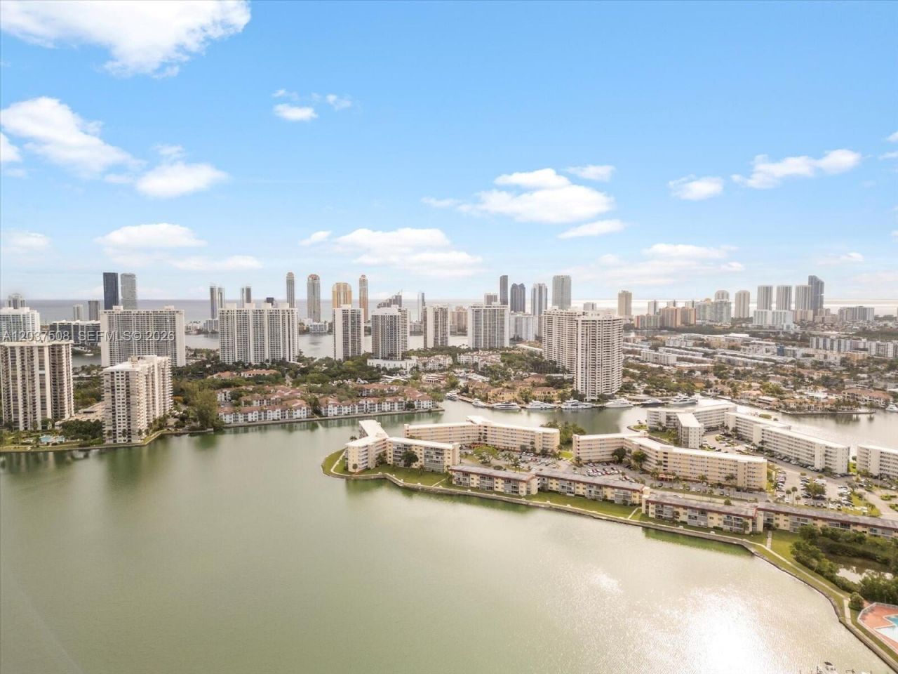 18071 Biscayne Blvd, Unit 1401, Aventura, FL 33160 Photo