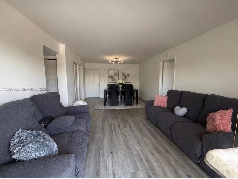 8200 SW 210th St , Unit 201, Cutler Bay, FL 33189 Photo