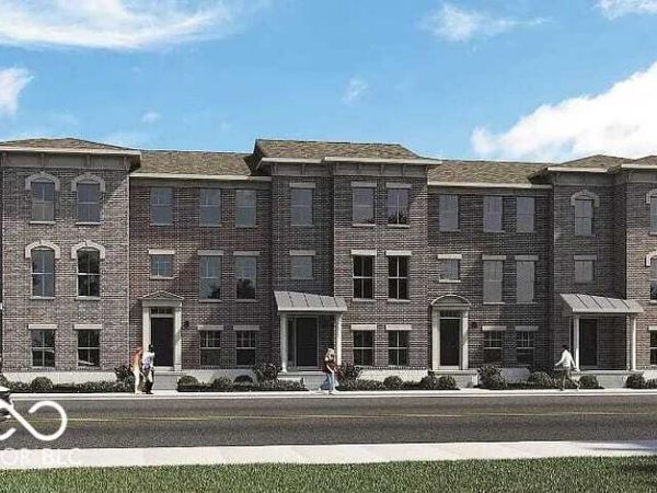 9329 Clarendon Drive , Fishers, IN 46038