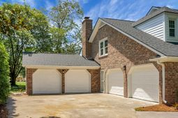 1154 Plantation Lane photo 4