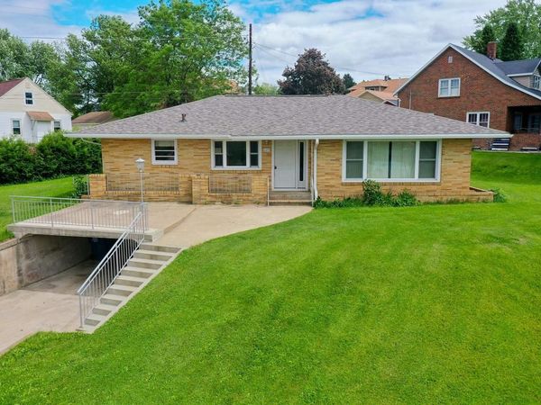 609 8TH STREET, Marathon, WI 54448
