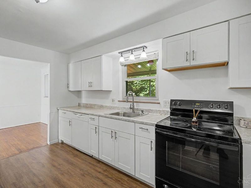 8847 Mockingbird Lane, Springfield Twp., OH 45231 Photo 17