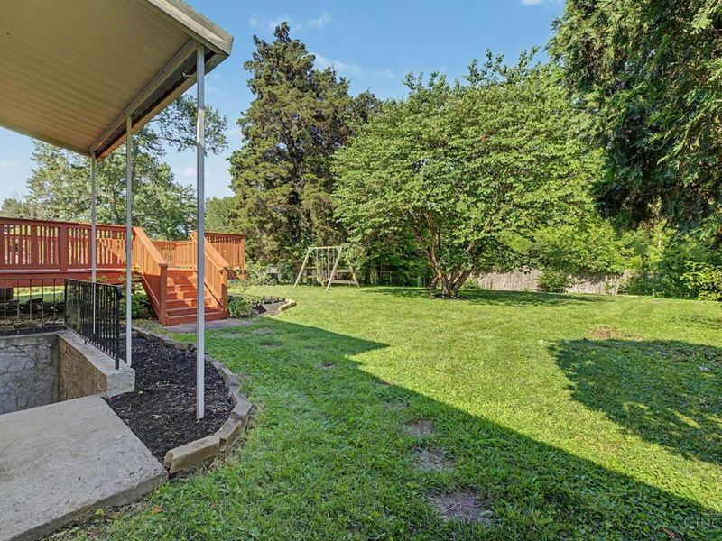 8847 Mockingbird Lane, Springfield Twp., OH 45231 Photo 6