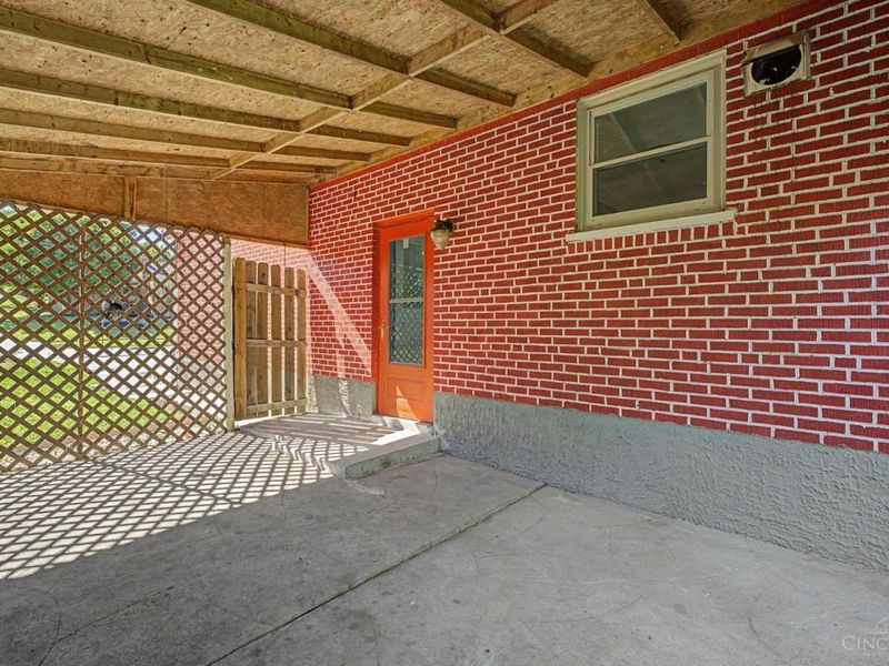 8847 Mockingbird Lane, Springfield Twp., OH 45231 Photo 9