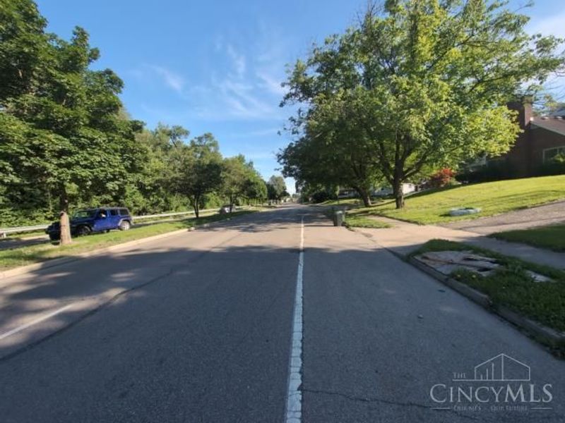 2221 Riverside Drive, Dayton, OH 45405 Photo 4