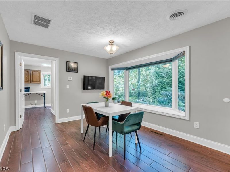 6821 Thornapple Drive, Mayfield, OH 44040 Photo 12