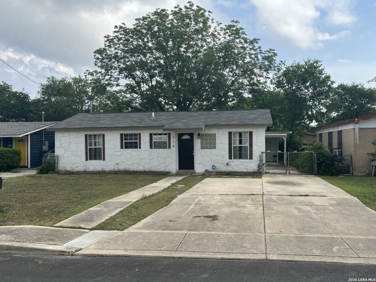 314 Globe Ave, San Antonio, TX 78228 Main Photo