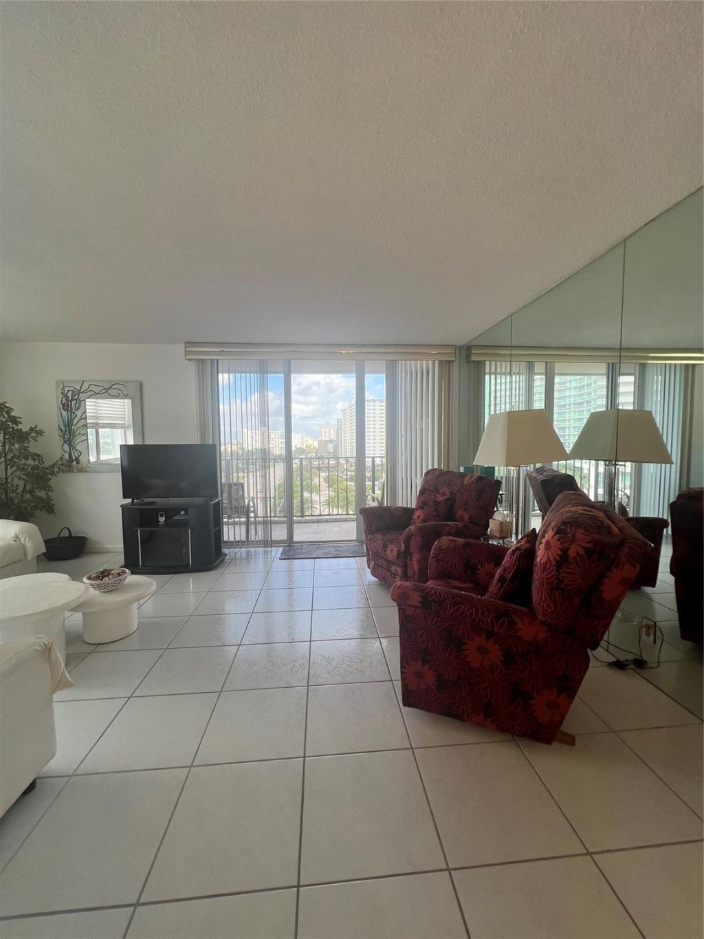101 Briny Avenue, Unit 811, Pompano Beach, FL 33062 Photo