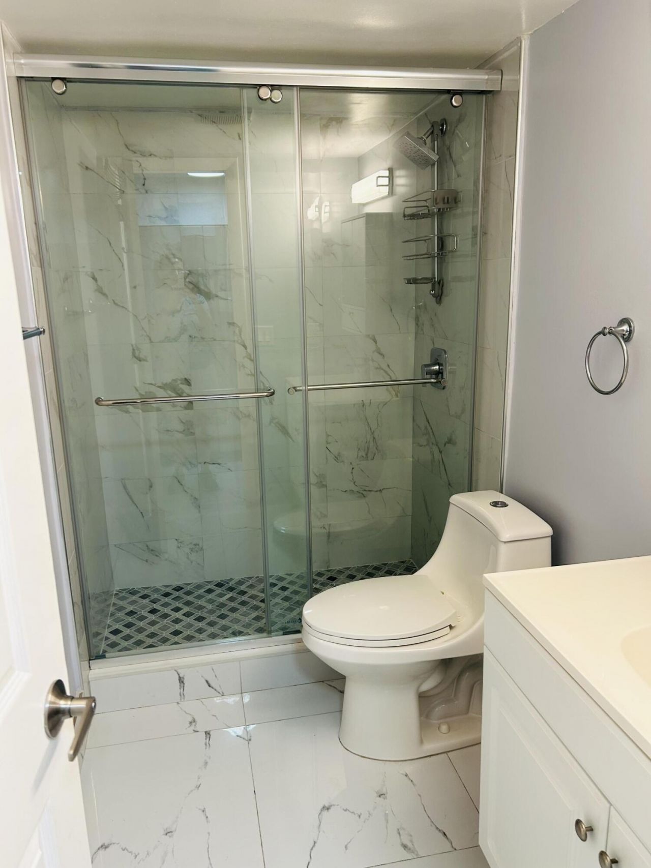 625 Antioch Avenue, Unit 407, Fort Lauderdale, FL 33304 Photo