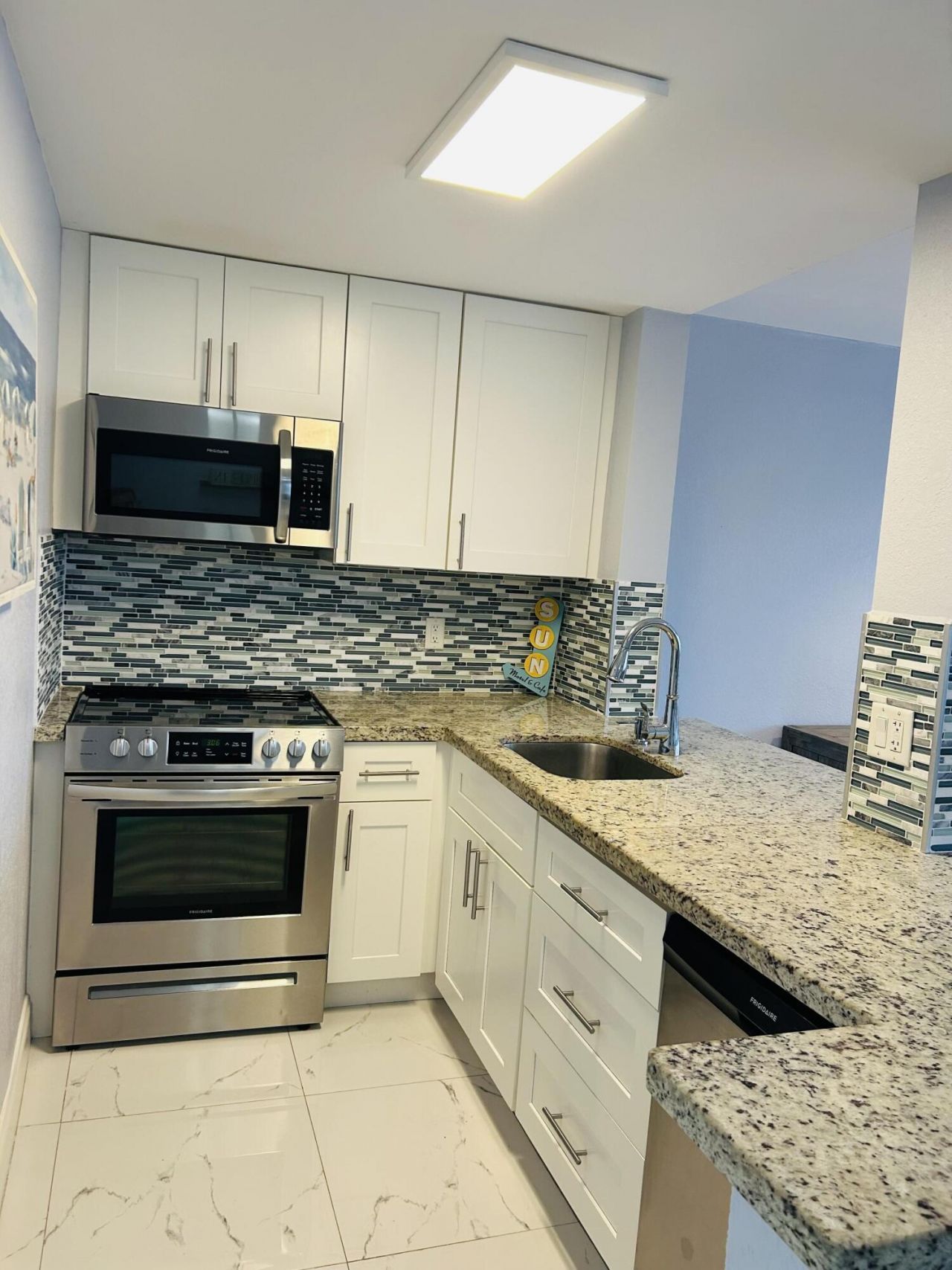 625 Antioch Avenue, Unit 407, Fort Lauderdale, FL 33304 Photo