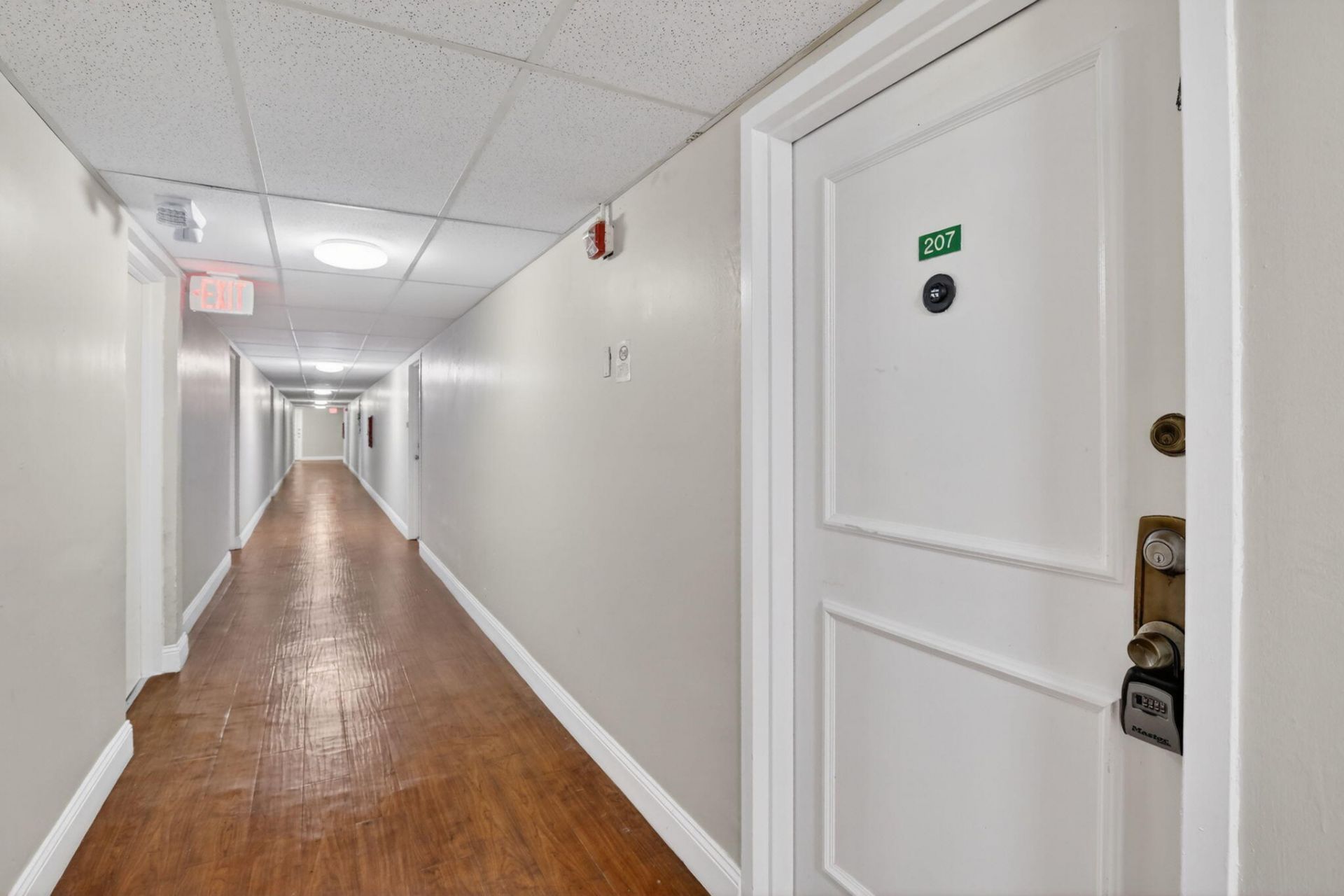 7300 NW 17th Street, Unit 207, Plantation, FL 33313 Photo