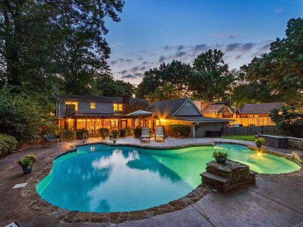 2066 KNOLL LN, Germantown, TN 38138