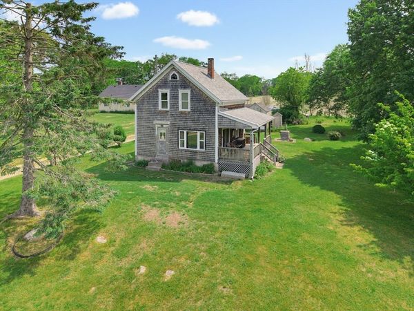 144 Horseneck Rd, Westport, MA 02790