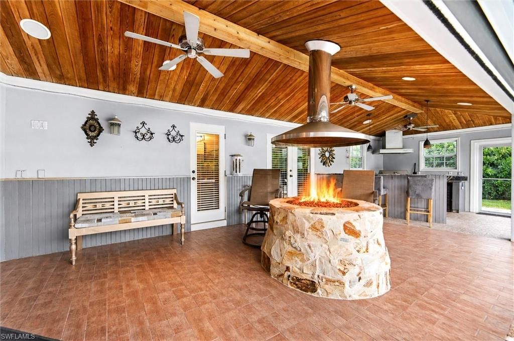 93 7th St, Bonita Springs, FL 34134 Photo