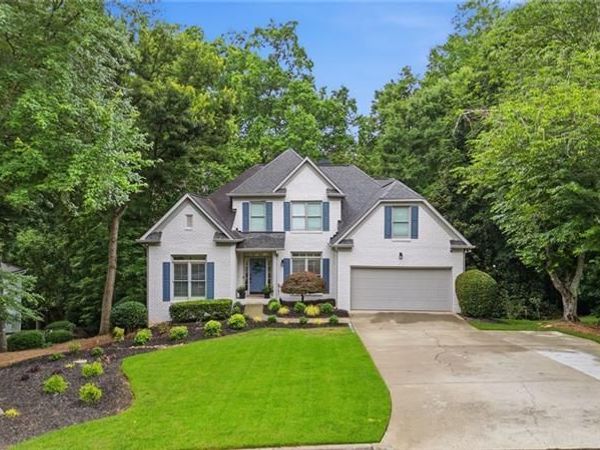 5950 Waterford Place, Suwanee, GA 30024