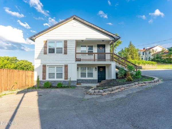 508 E Central Ave , La Follette, TN 37766
