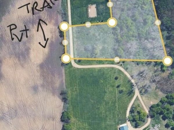7075 Clinton Trail, Clarksville, MI 48815