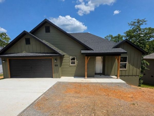 16 Reading Lane , Bella Vista, AR 72714