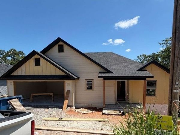 16 Reading Lane , Bella Vista, AR 72714