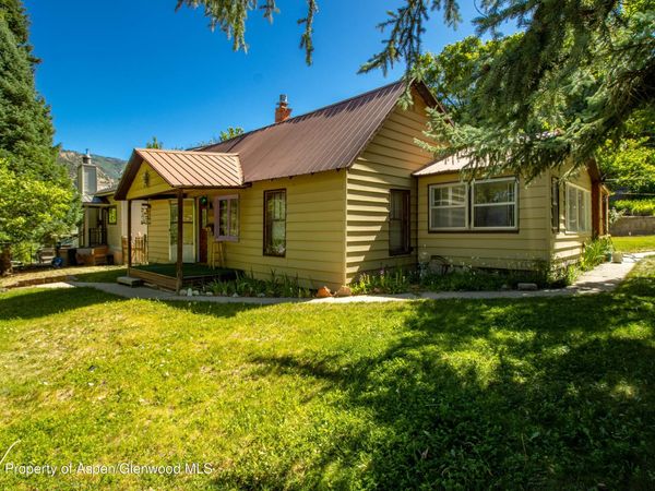 1122 Blake Avenue, Glenwood Springs, CO 81601