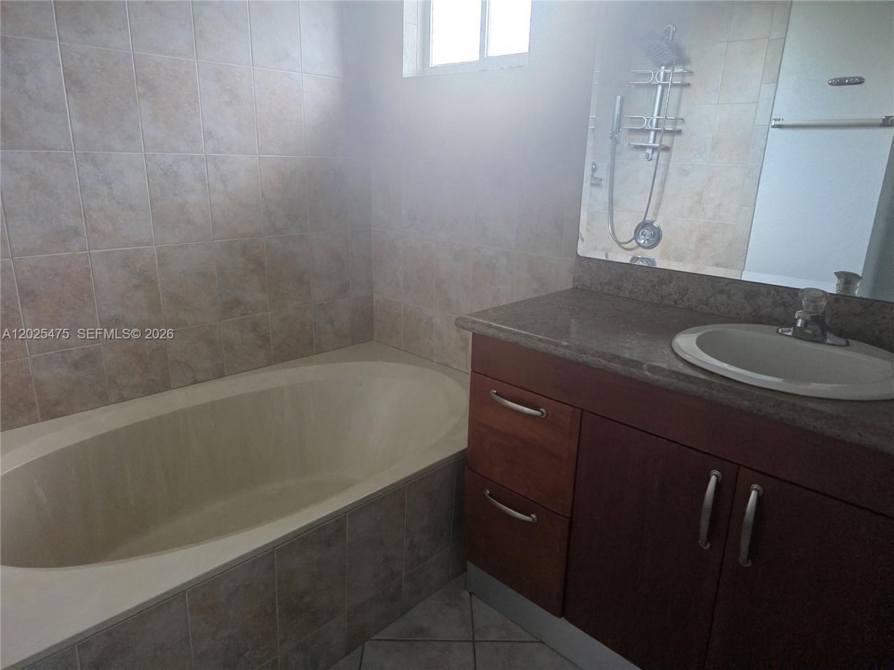 7477 NW 181 , Hialeah, FL 33015 Photo